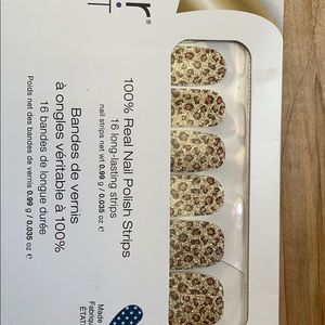 Colorstreet- Safari Chic